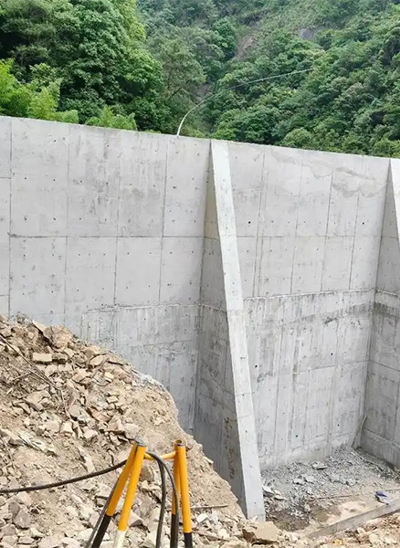 忻州保德县重力式挡土墙